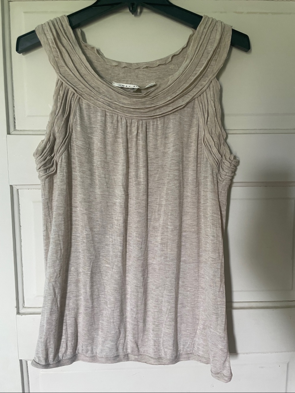 Max Studio rayon dressy tank, Med, EUC
